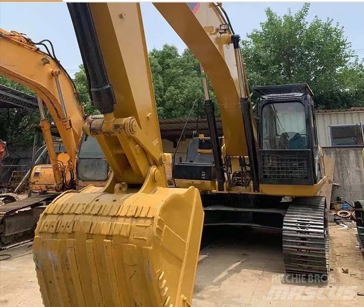 CAT 330 D L Rupsgraafmachines