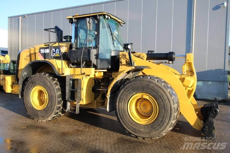 CAT 966M Wielladers