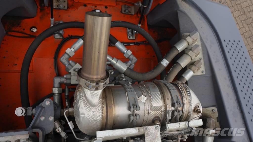 Hamm HP 180I Bandenwalsen