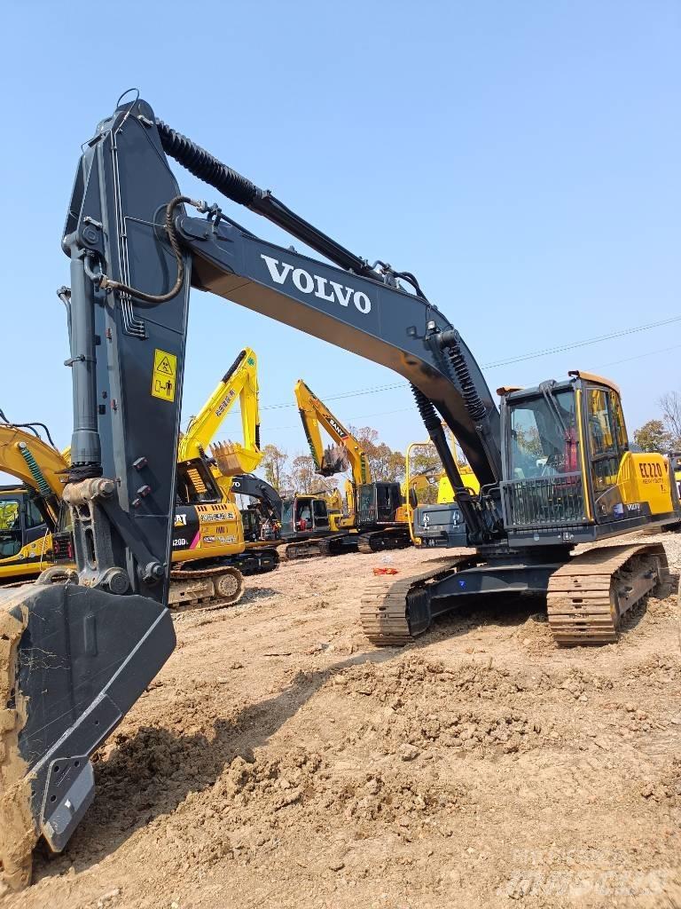 Volvo EC 220 Rupsgraafmachines