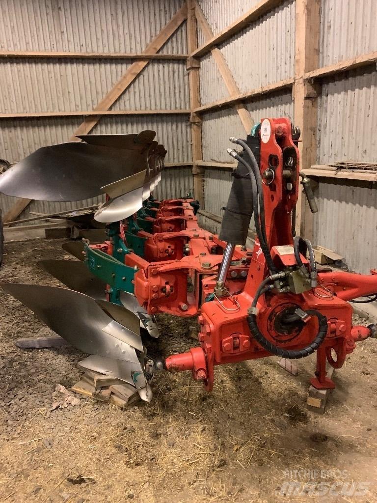 Kverneland ED85 Wentelploegen