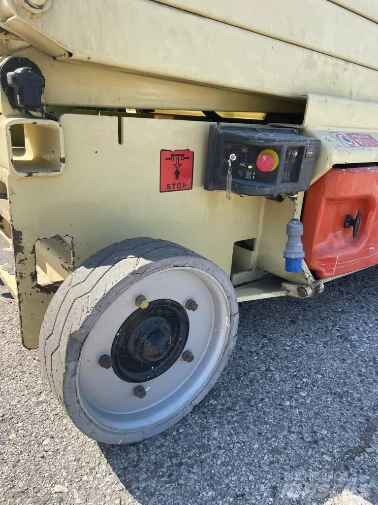 JLG 3246 ES Schaarhoogwerkers