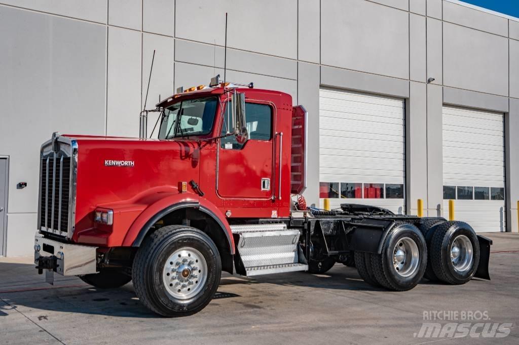 Kenworth T 800 Trekkers