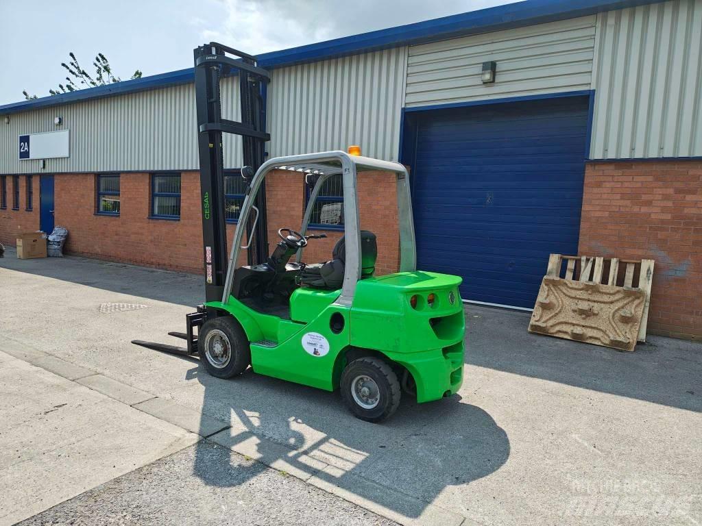 Cesab M 325 Diesel heftrucks