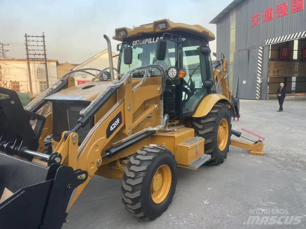 CAT CAT420F Wielladers