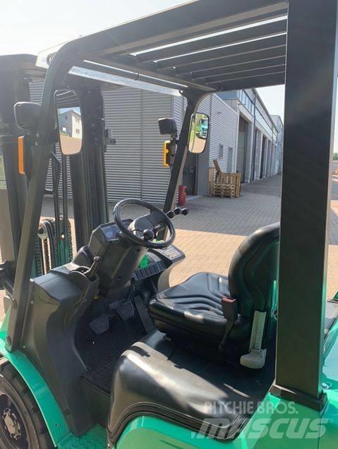 Mitsubishi FD25NT Diesel heftrucks