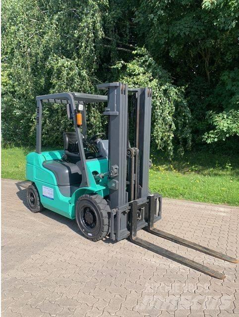 Mitsubishi FD25NT Diesel heftrucks