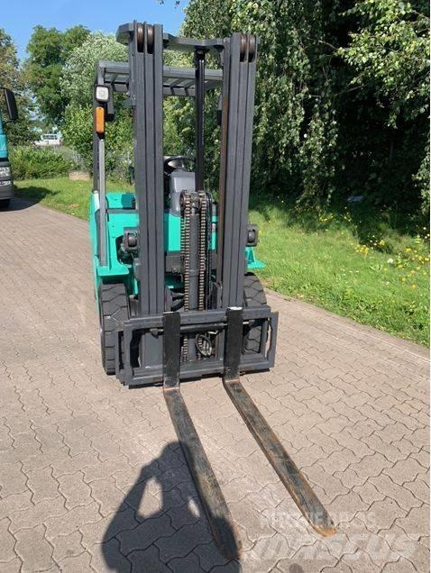 Mitsubishi FD25NT Diesel heftrucks