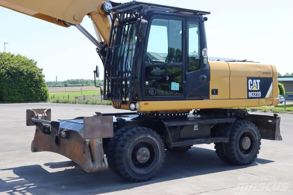 CAT M 322 D Wielgraafmachines