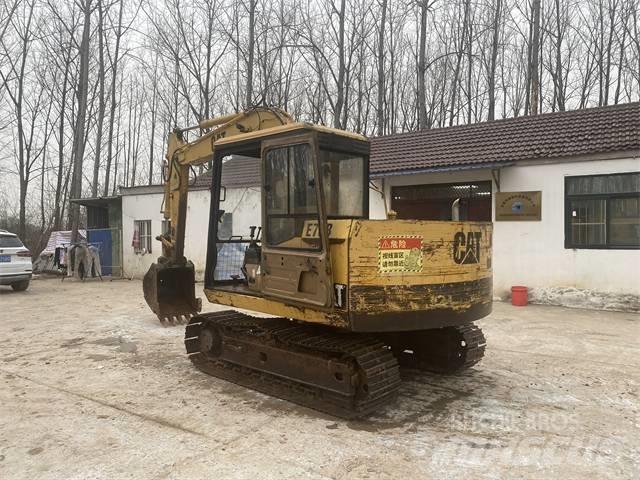 CAT E70B Rupsgraafmachines