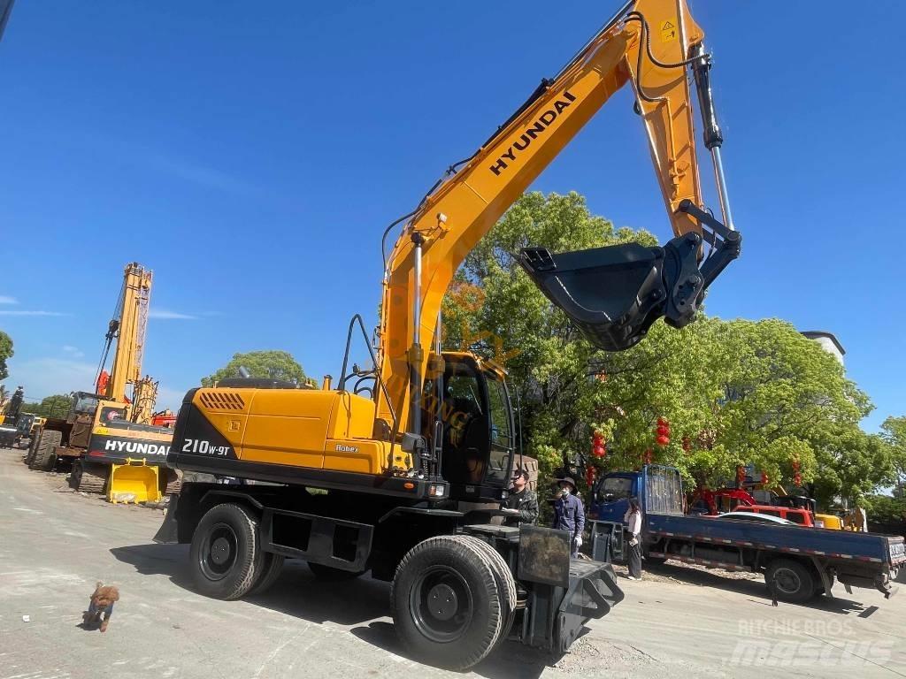 Hyundai 210W-9 Wielgraafmachines