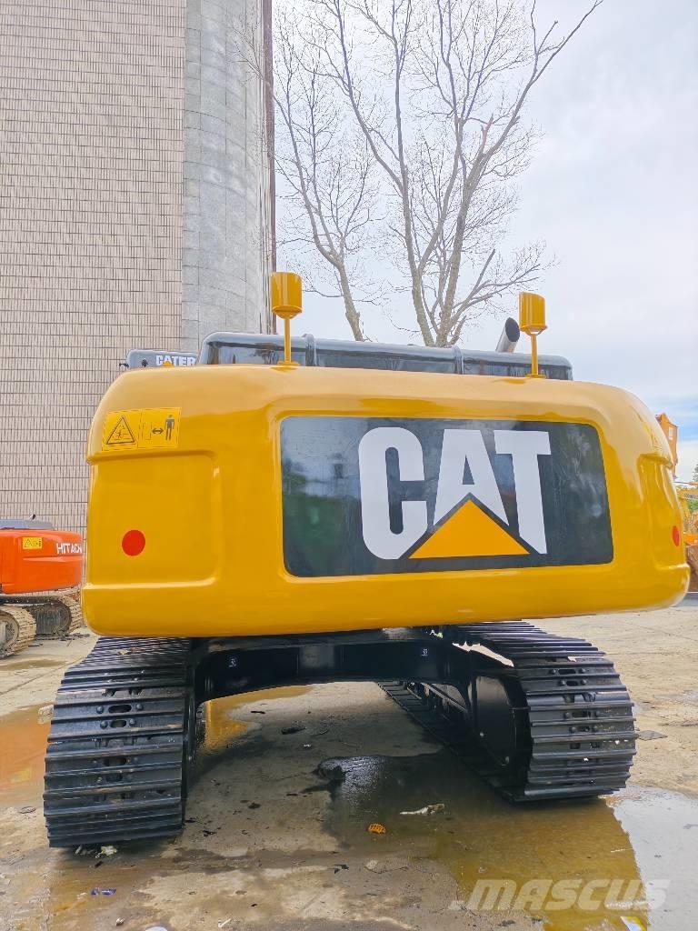 CAT 330 D L Rupsgraafmachines