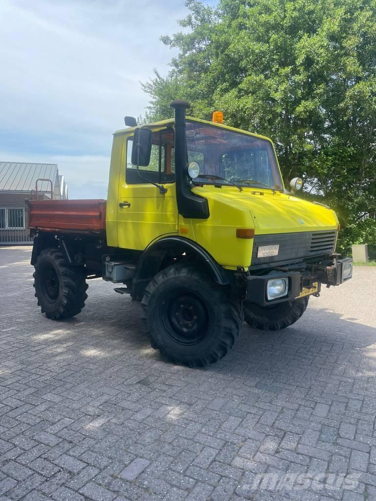 Unimog U1000 424 Tractoren
