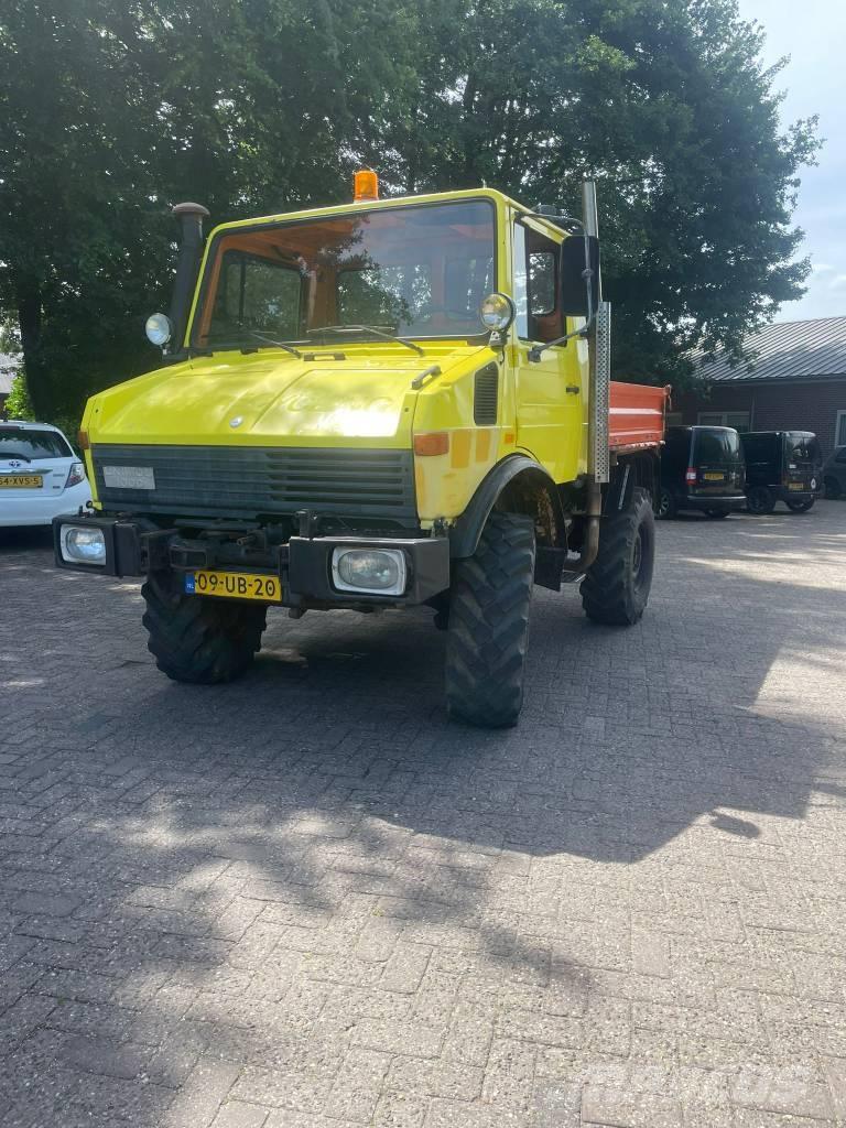 Unimog U1000 424 Tractoren