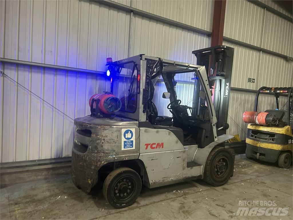TCM J1F4A40LQ LPG heftrucks