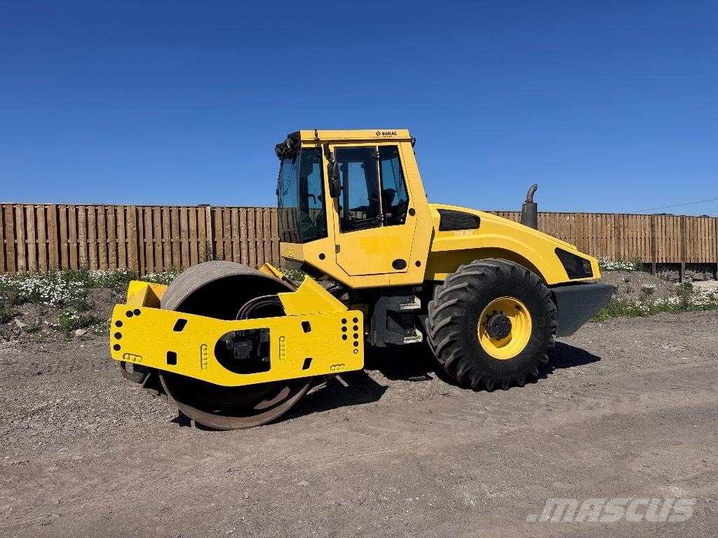 Bomag BW 213 D H-4 Trilrolwalsen