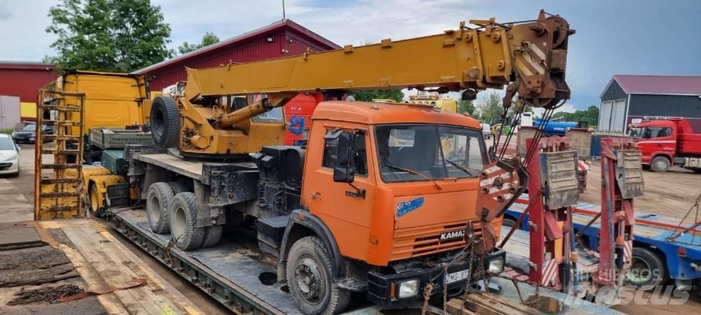 Kamaz 53215 Kranen voor alle terreinen
