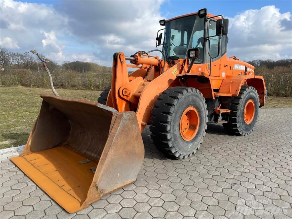 Doosan DL250 Wielladers
