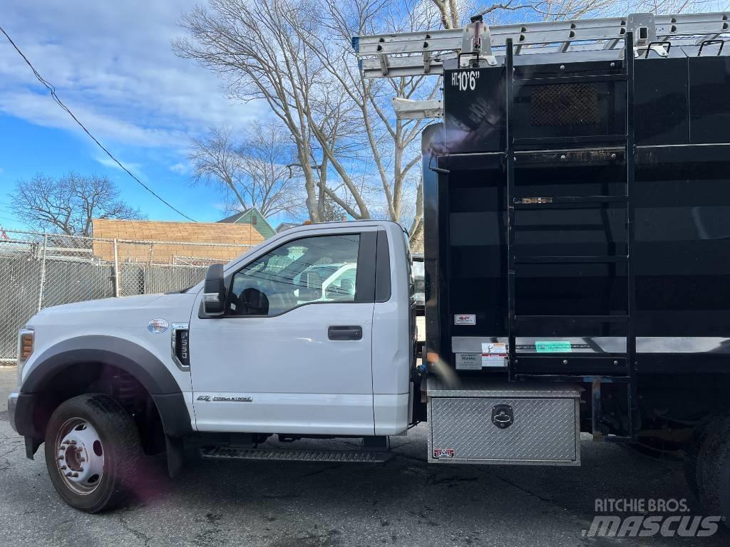 Ford F 550 Bestelwagens met open laadbak