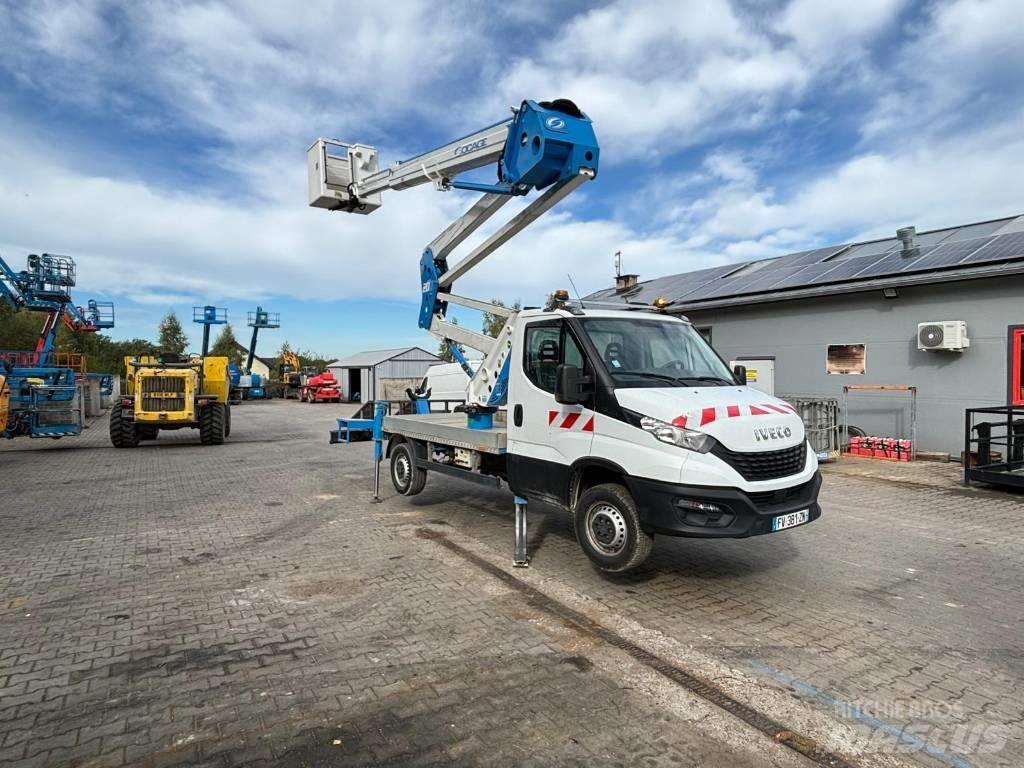 Iveco 35-140 Auto hoogwerkers
