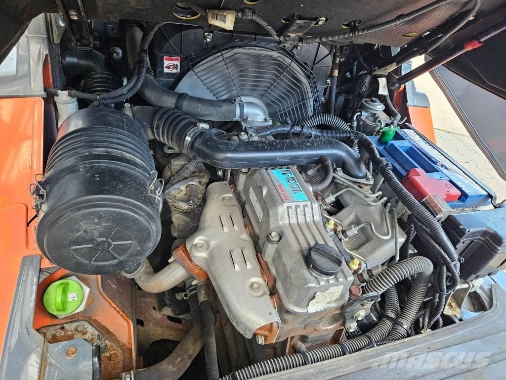 Toyota 8FDF25 Diesel heftrucks