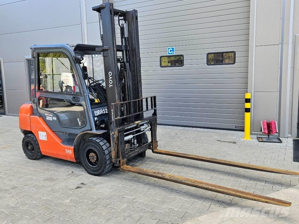 Toyota 8FDF25 Diesel heftrucks