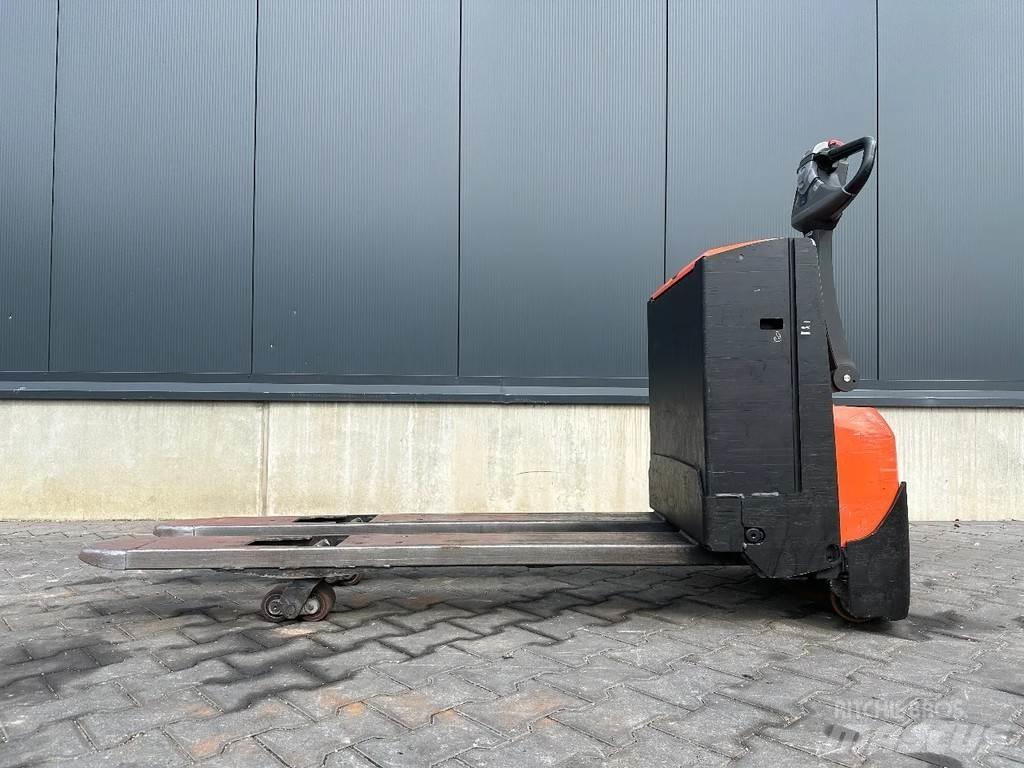 BT LWE180 Stapelaar meeloop
