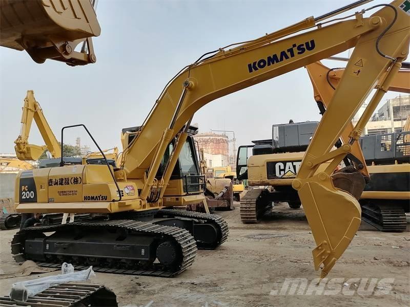 Komatsu PC 200-8 Rupsgraafmachines