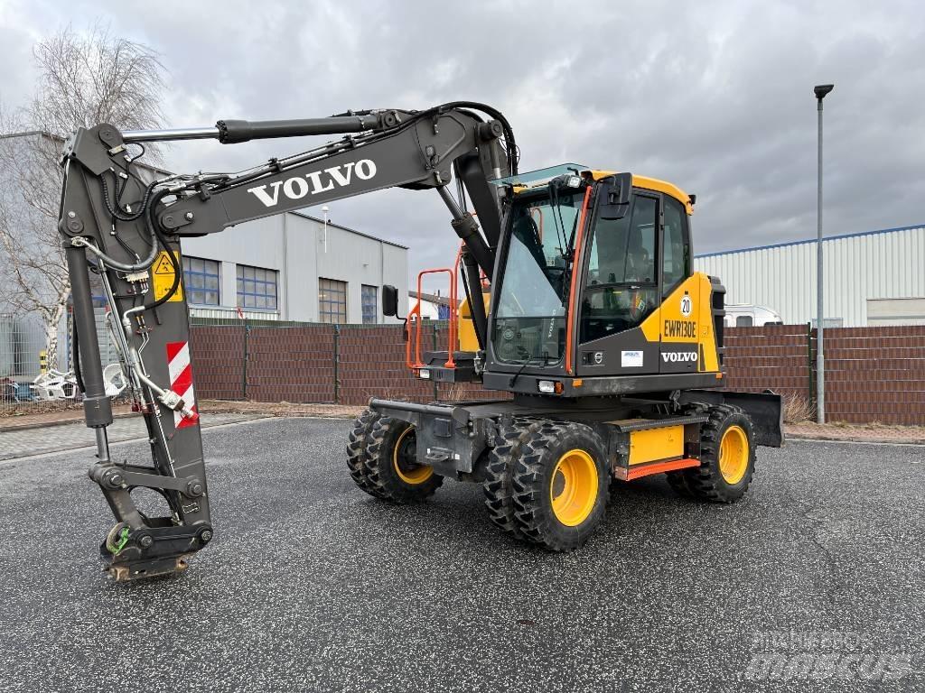 Volvo EWR130E Wielgraafmachines