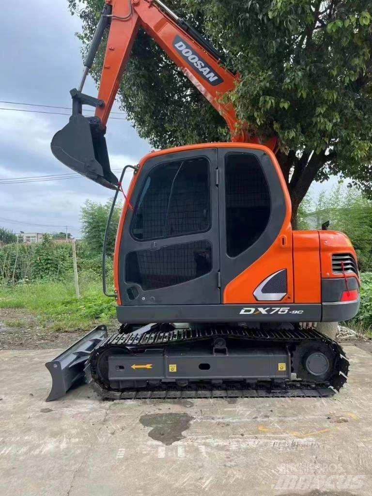 Doosan DX75 Minigraafmachines < 7t