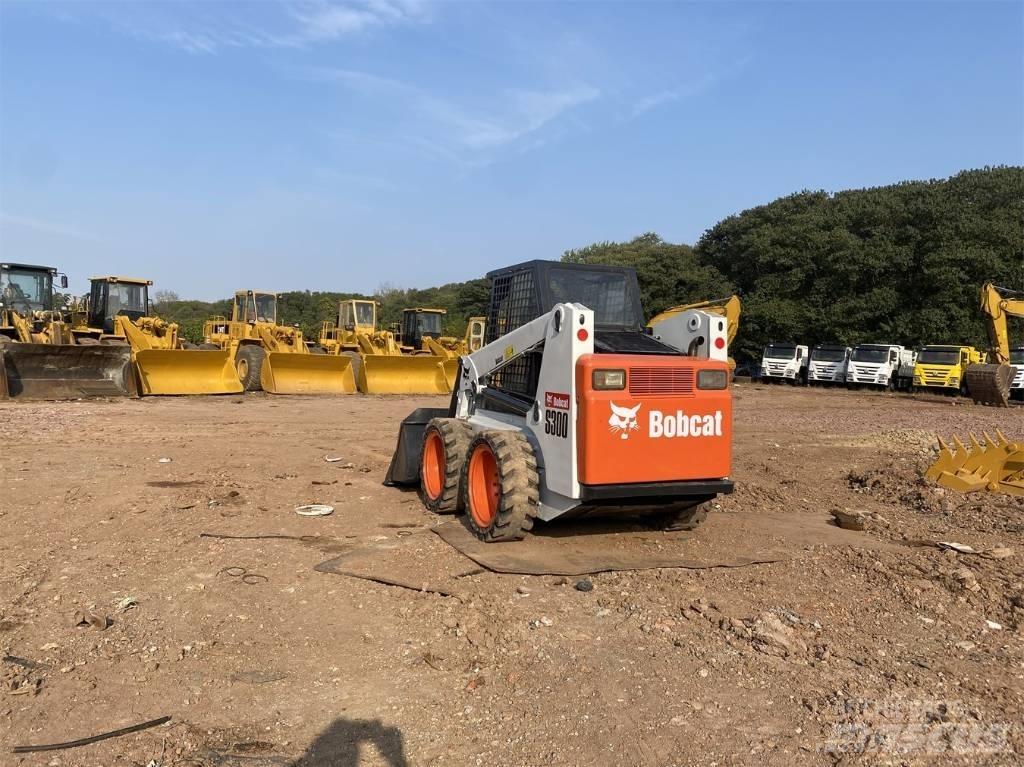 Bobcat S 300 Schrankladers