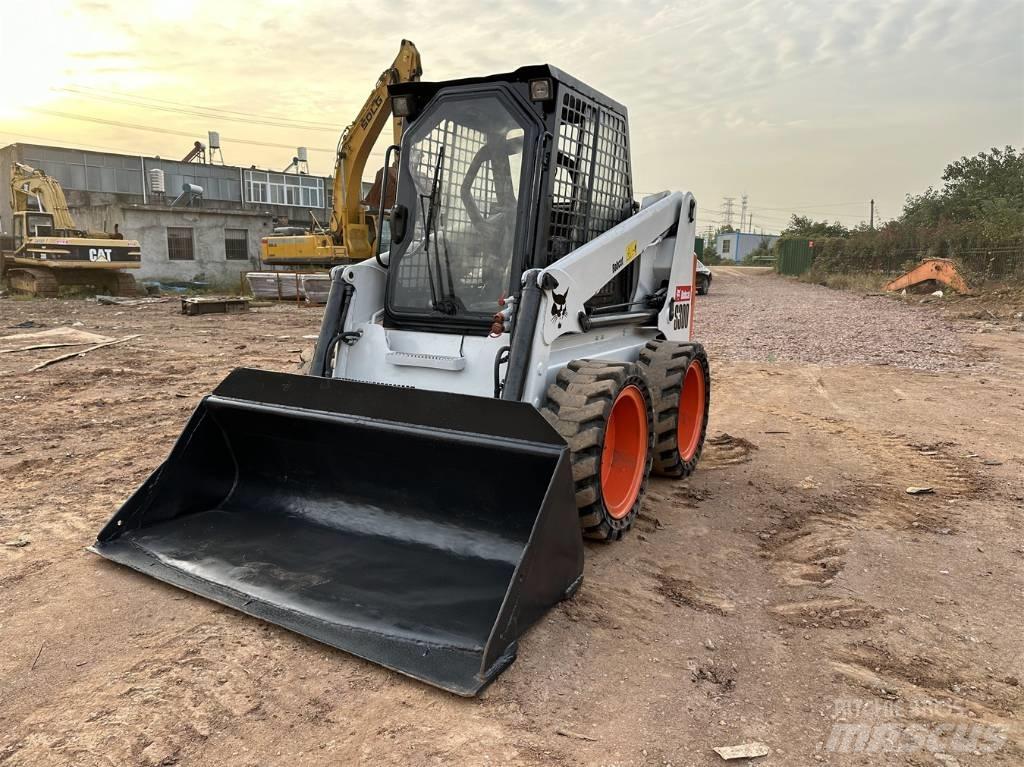 Bobcat S 300 Schrankladers