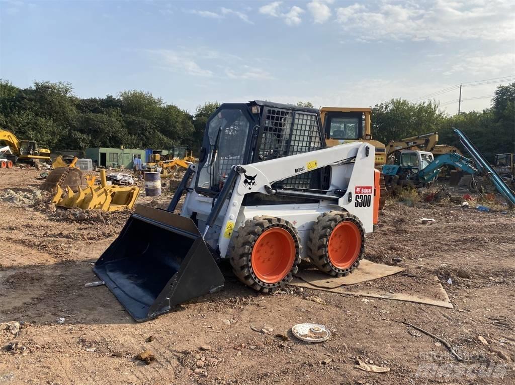 Bobcat S 300 Schrankladers