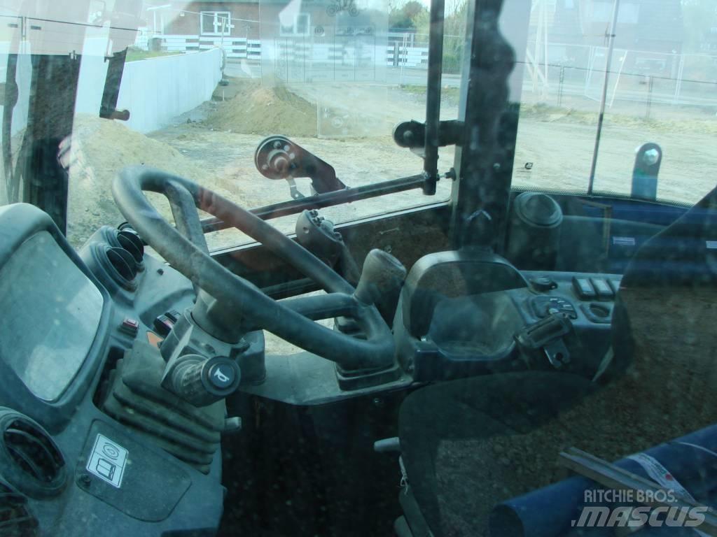 Kubota R 082 Wielladers