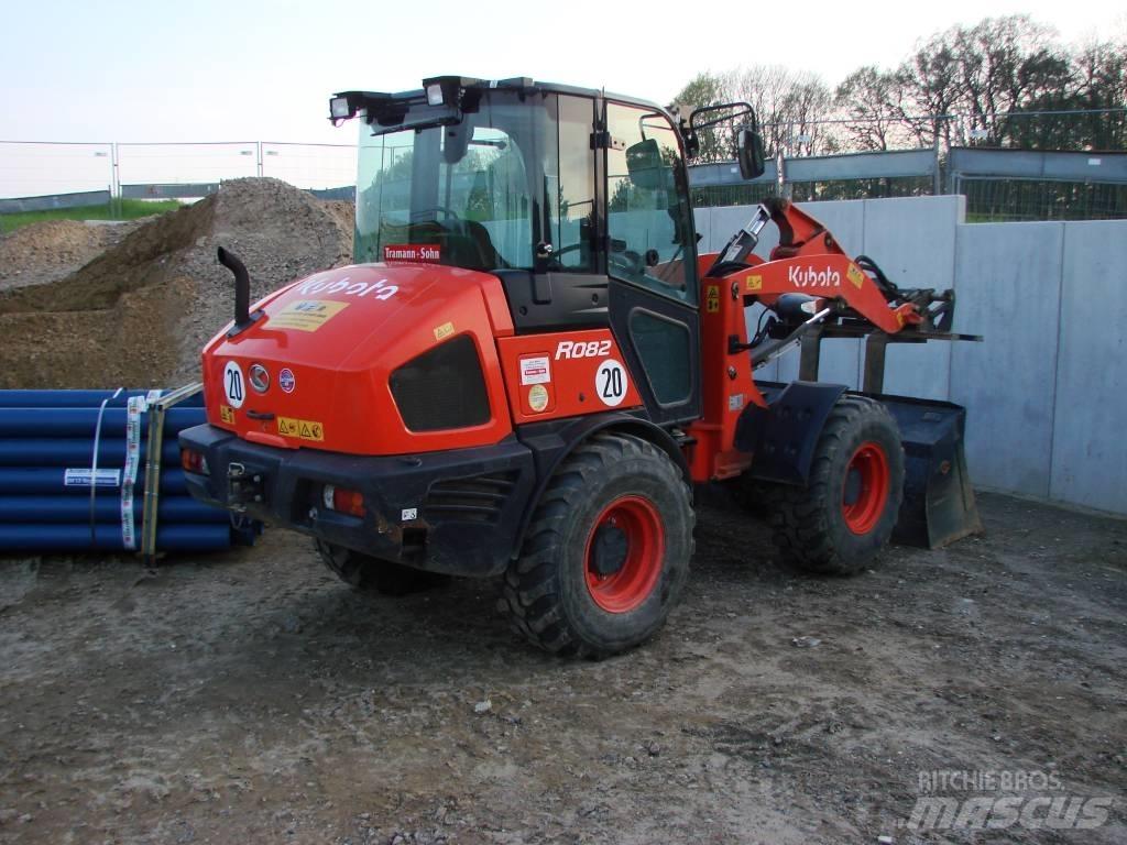 Kubota R 082 Wielladers