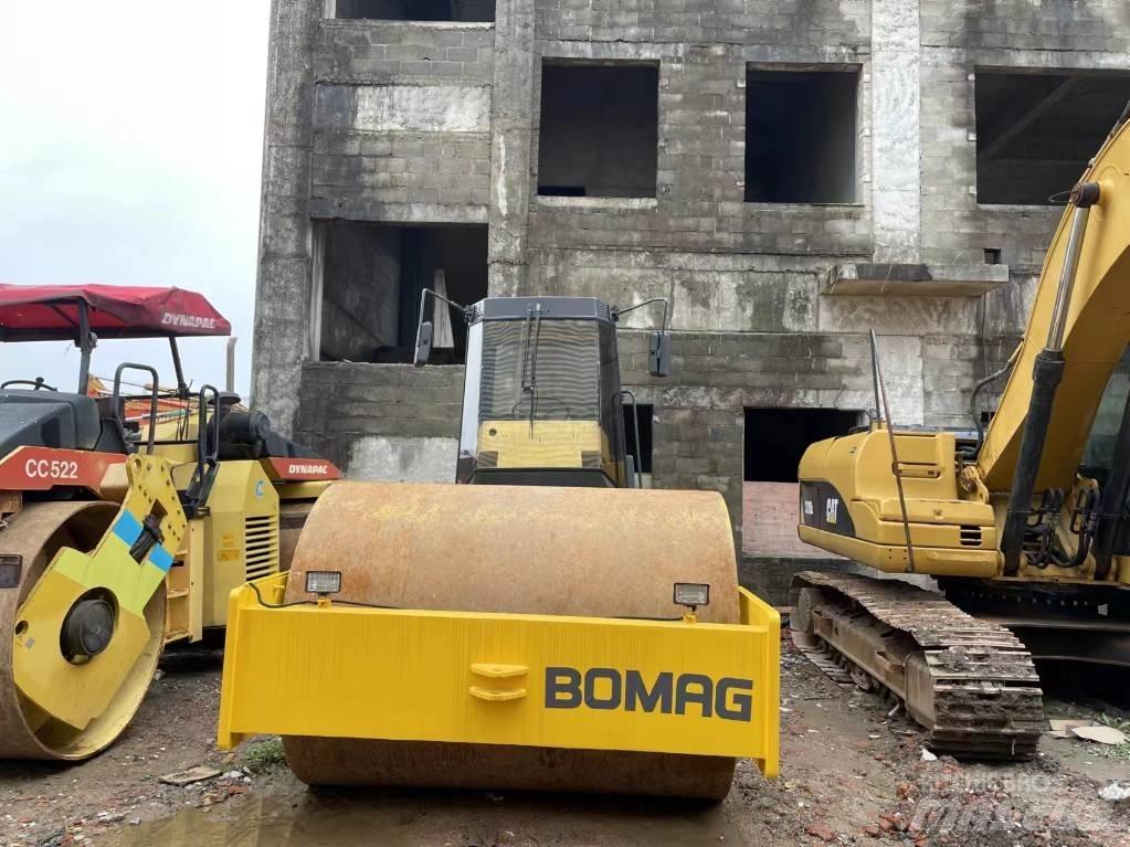 Bomag BW 217 Trilrolwalsen