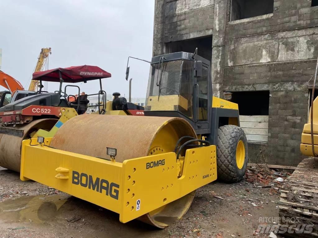 Bomag BW 217 Trilrolwalsen