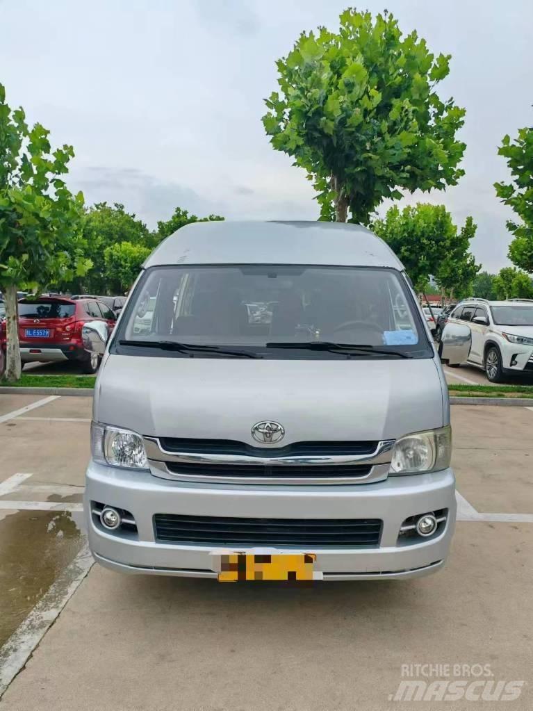Toyota Coaster Intercitybussen