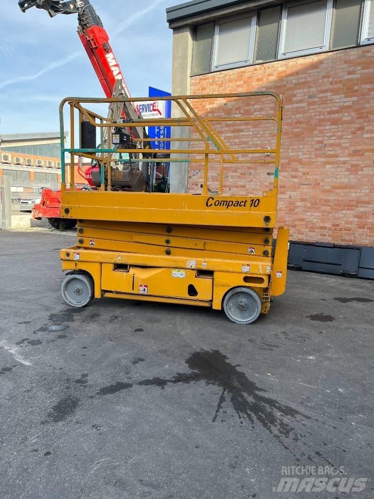 Haulotte Compact 10 Schaarhoogwerkers