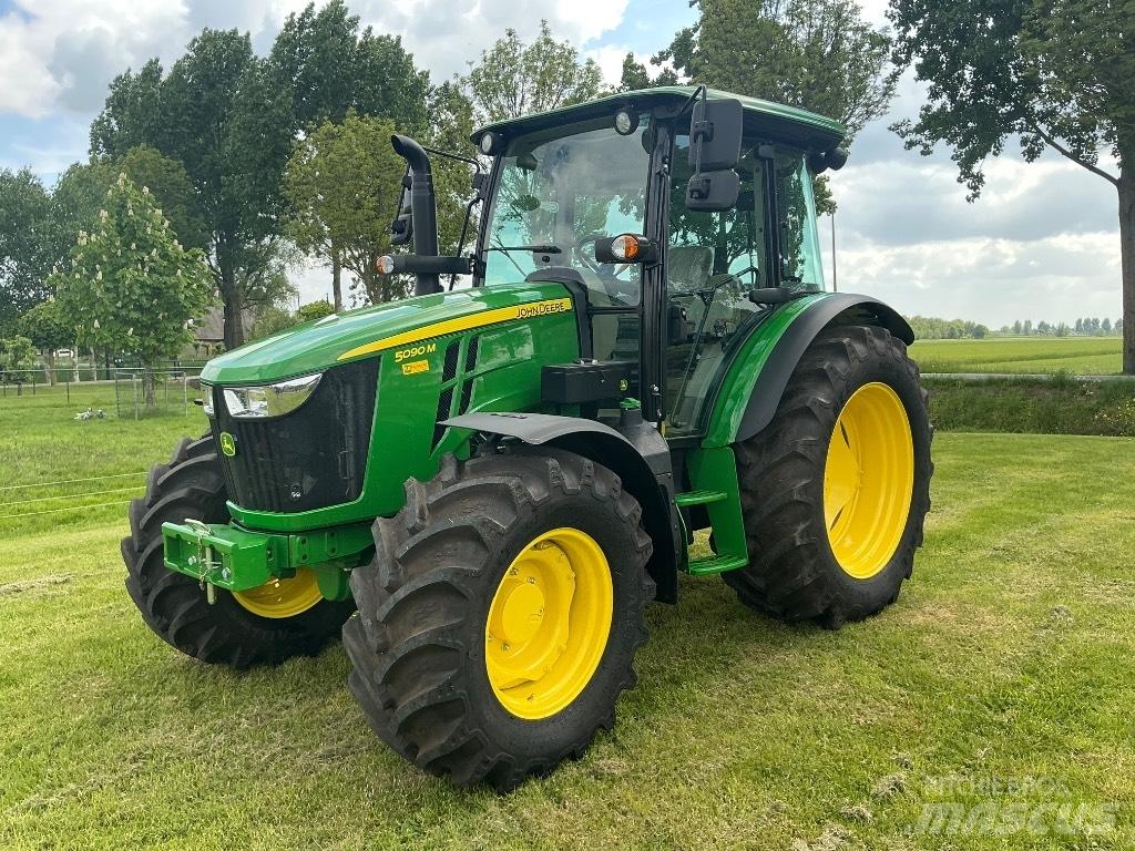 John Deere 5090 M Tractoren