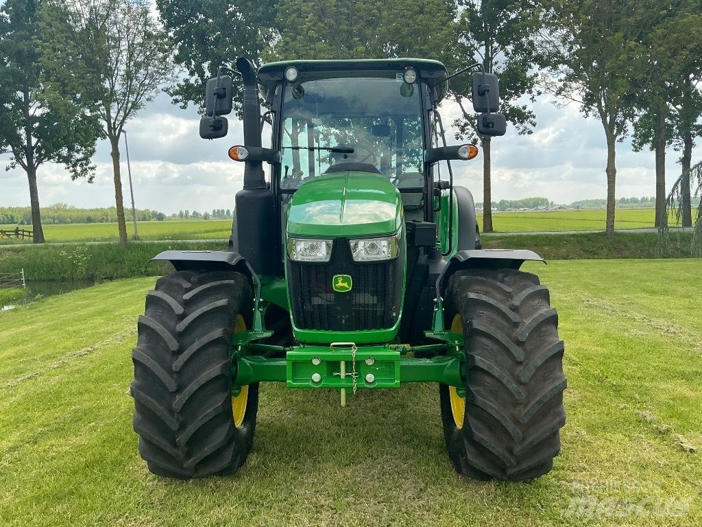 John Deere 5090 M Tractoren