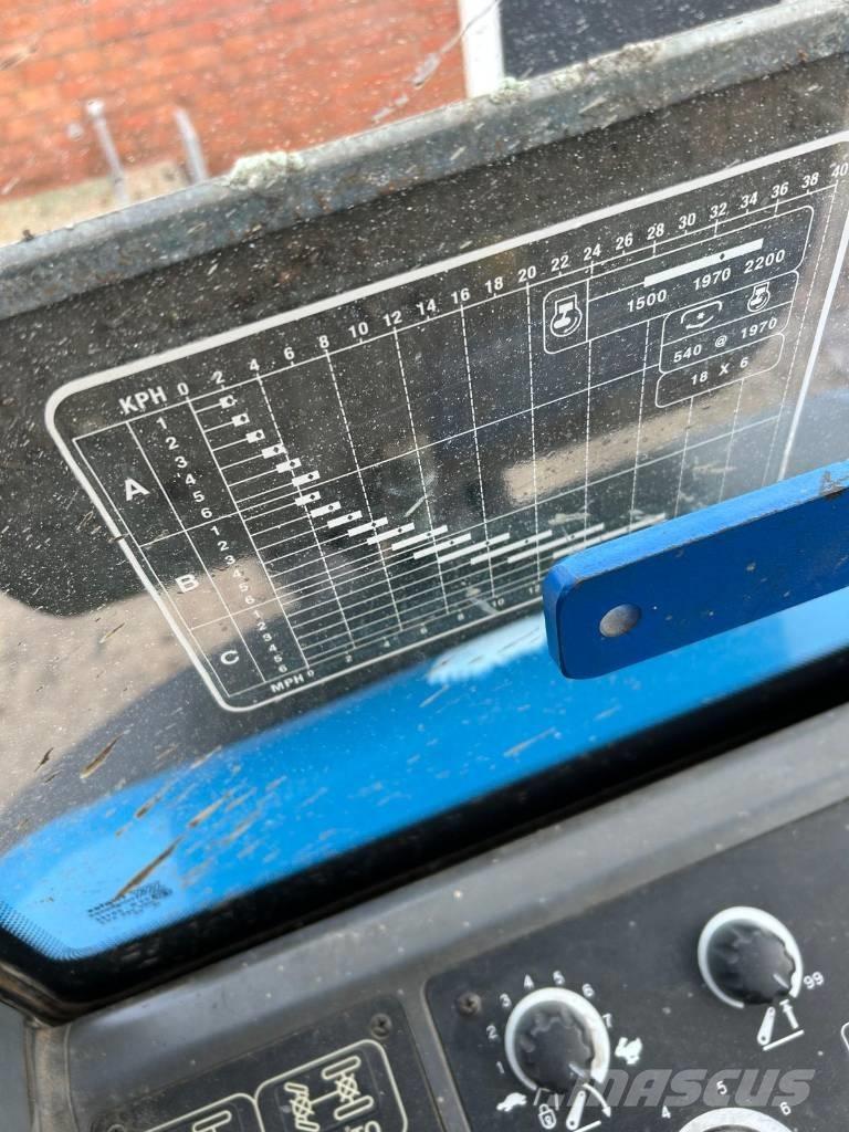 New Holland 8360 Tractoren