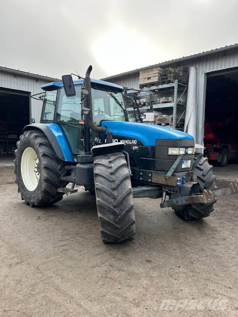 New Holland 8360 Tractoren