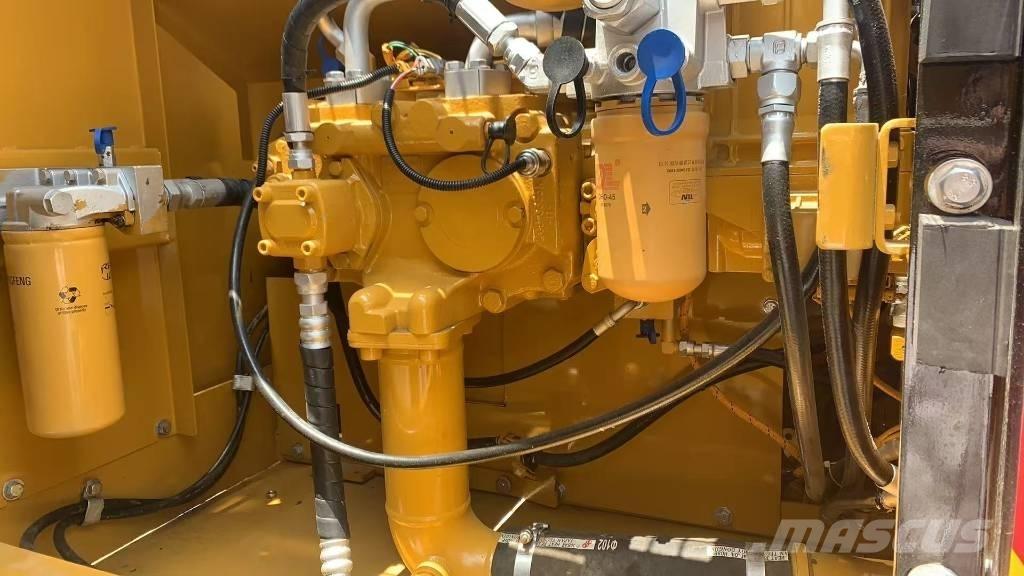 CAT 325 D L Rupsgraafmachines