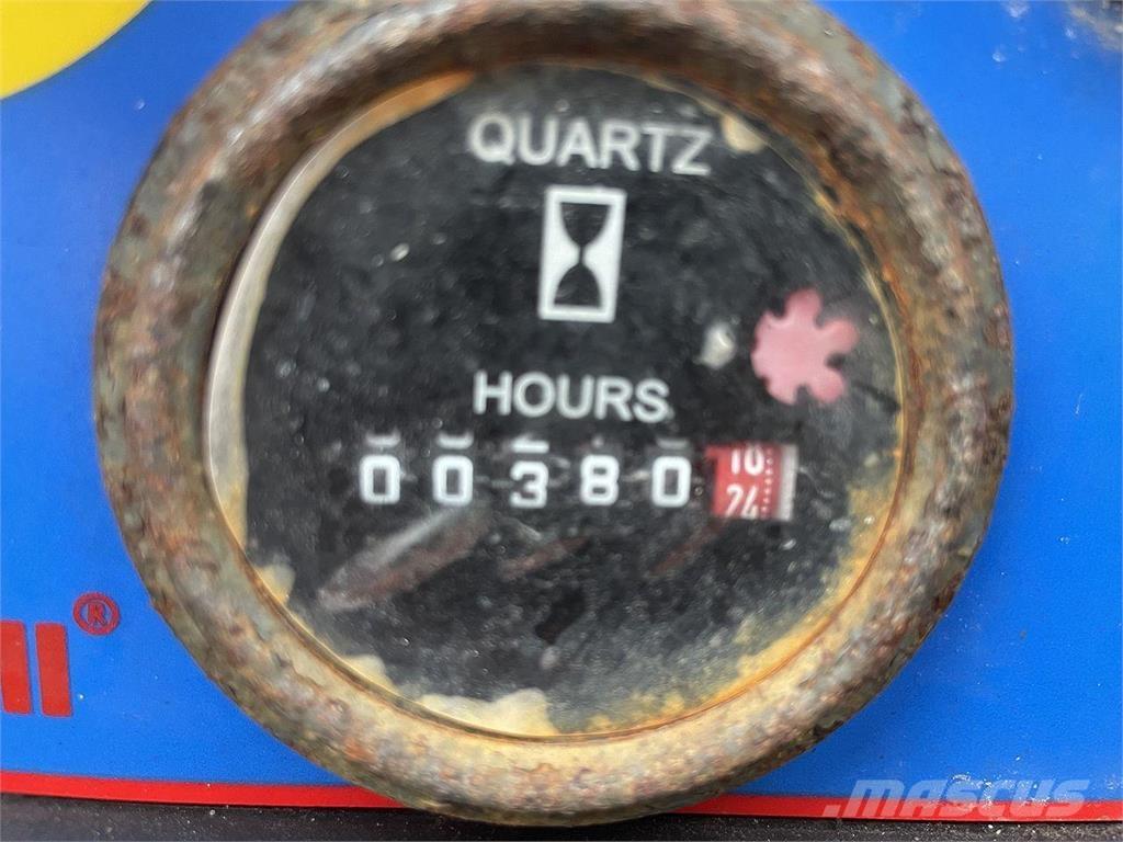 Mantall XE160W Schaarhoogwerkers