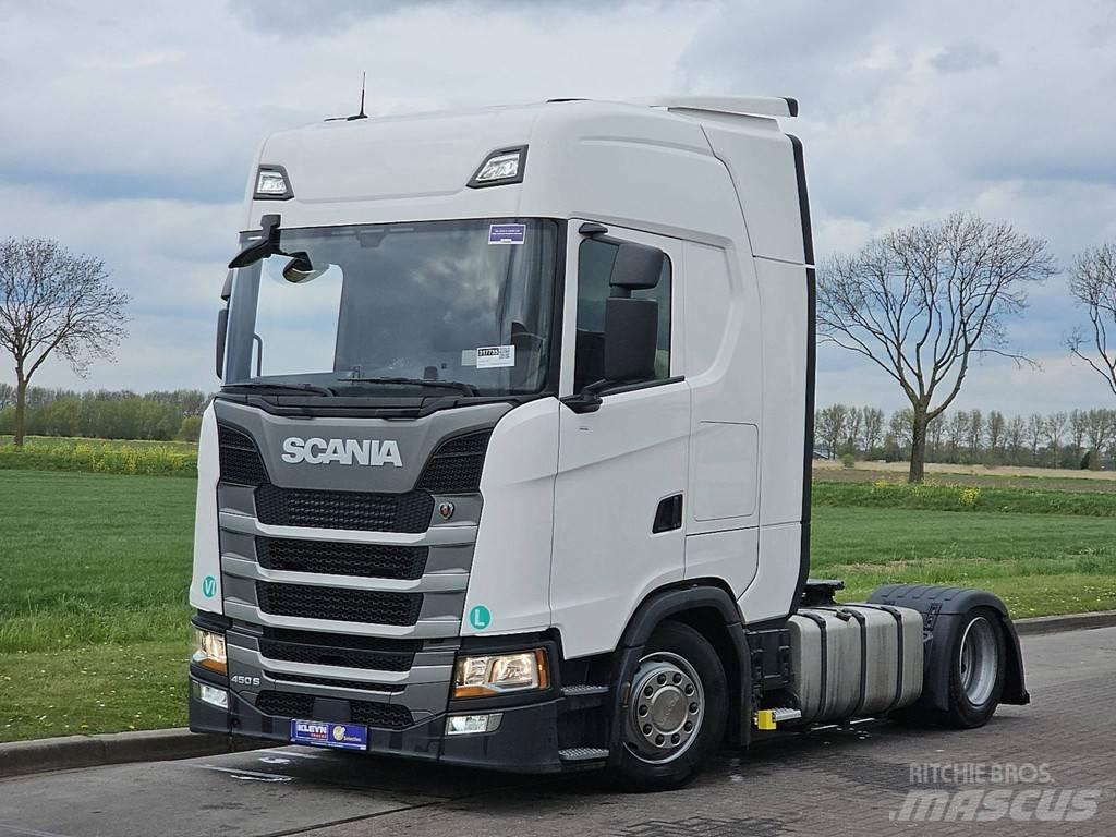 Scania S450 Trekkers