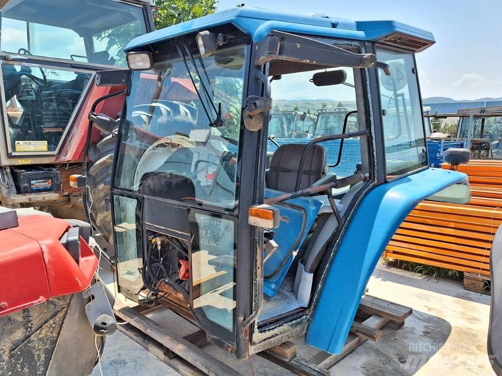 New Holland TM 140 Cabine en interieur