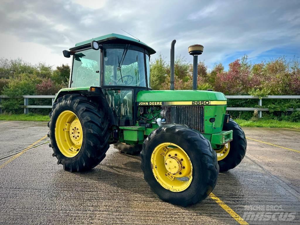 John Deere 2650 Tractoren