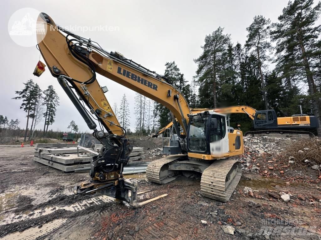 Liebherr R 924 LC Rupsgraafmachines