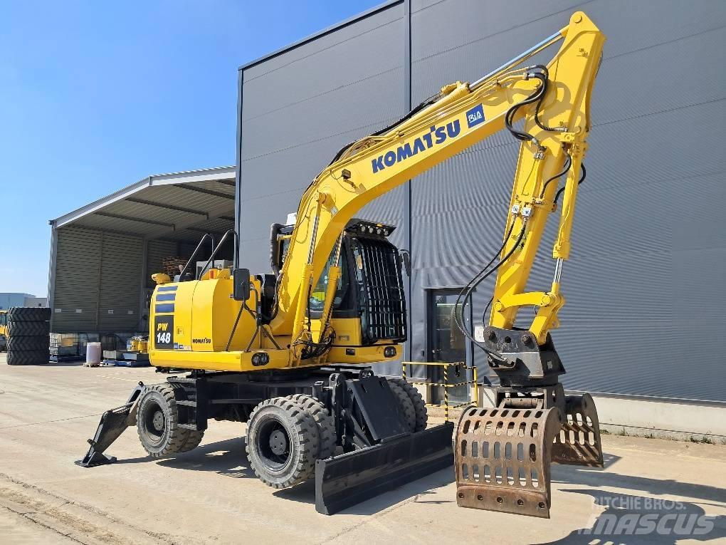 Komatsu PW148-10 Wielgraafmachines